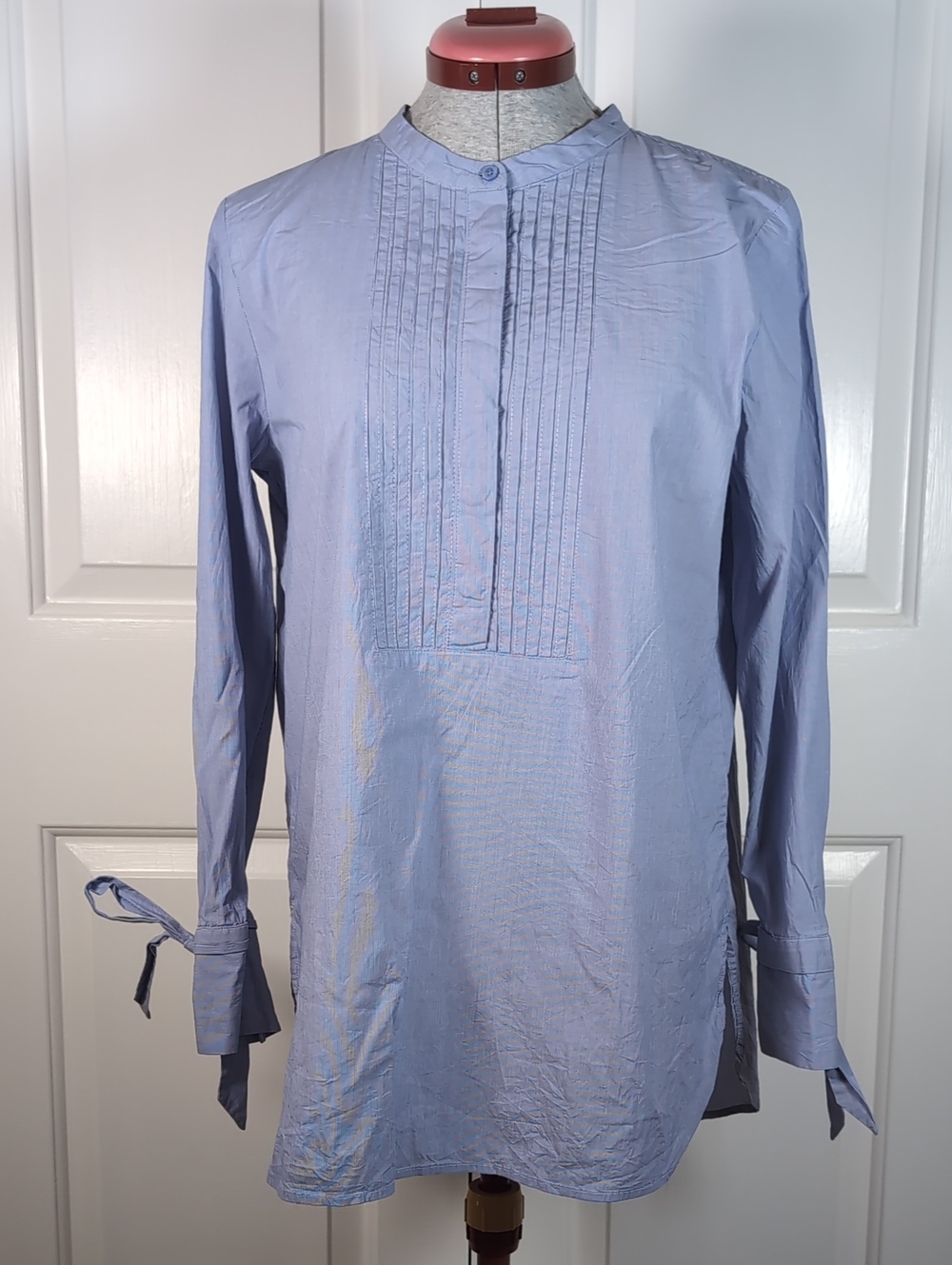 Ann Taylor Light Blue Pintuck Pleated Tuxedo Bib Band Collar Tunic Blouse Top
